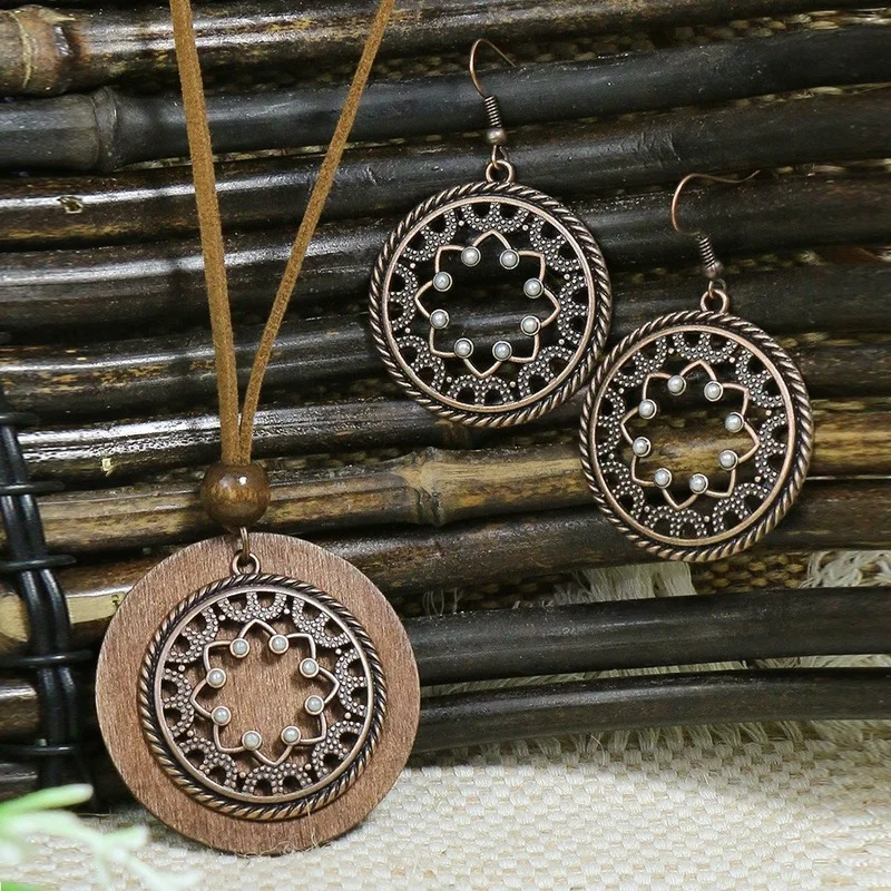 Vintage Jewelry Accessories Sweater Chain New Handmade Rice Beads Geometric Pattern Round Wood Chip PU Long Necklace Earring Set