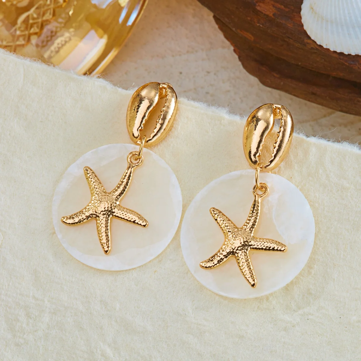 Sommerliche runde Muschel-Seestern-Ohrhänger aus Acryl für Damen und Herren, Boho-Ozean-Strand-Urlaub, Muschel-Quasten-Ohrringe, Party-Schmuck – Detail 16