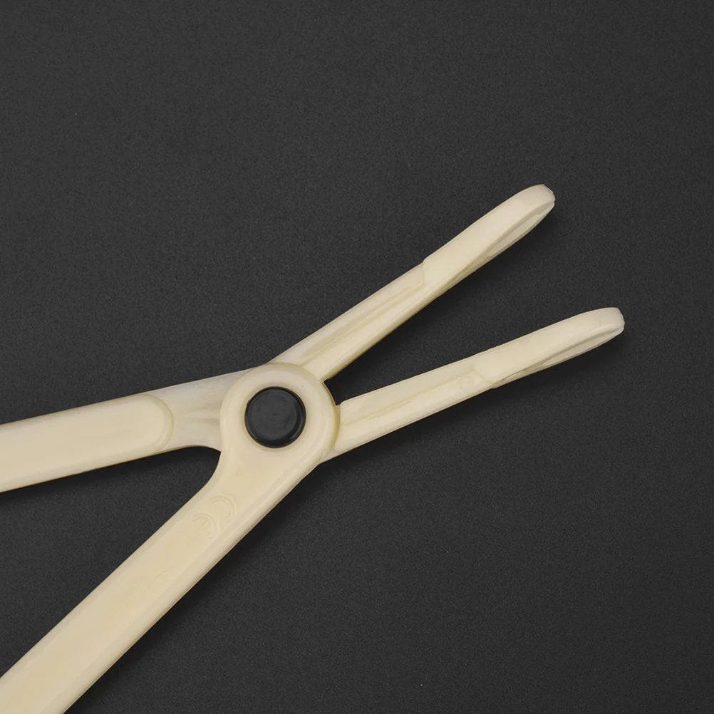 

5pcs Disposable Body Piercing Clamps Plastic Forceps Joint Pliers Body Piercing Pliers Piercing Tool Supply for Woman Man (Beige