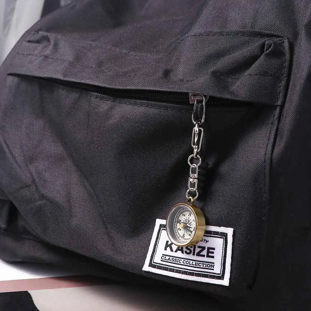 1 PCS Keychain Zinc Alloy Vintage Portable Climbing Equipment Pendant Pocket Compass Camping Compass Key Ring Mini Compass
