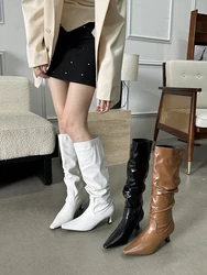 Stivali alti al ginocchio da donna con punta a punta nero bianco marrone Knight Bootie tacchi alti sottili moda inverno scarpe eleganti da festa Sexy 35-40