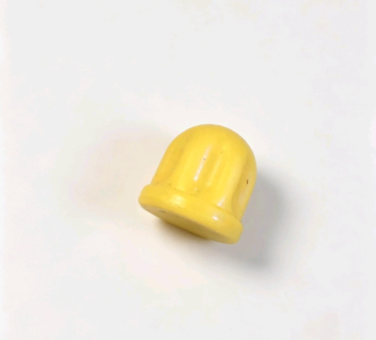 Silicone Toothpaste Cap Reusable Self Closing Toothpaste Squeezer Dispenser