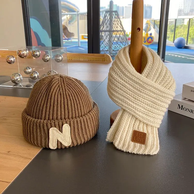 

Зимний теплый детский шарф, вязаная шапка, однотонный шерстяной пуловер, шапка для детей 1-6 лет, детский шейный платок с буквенным принтом, детские шапочки