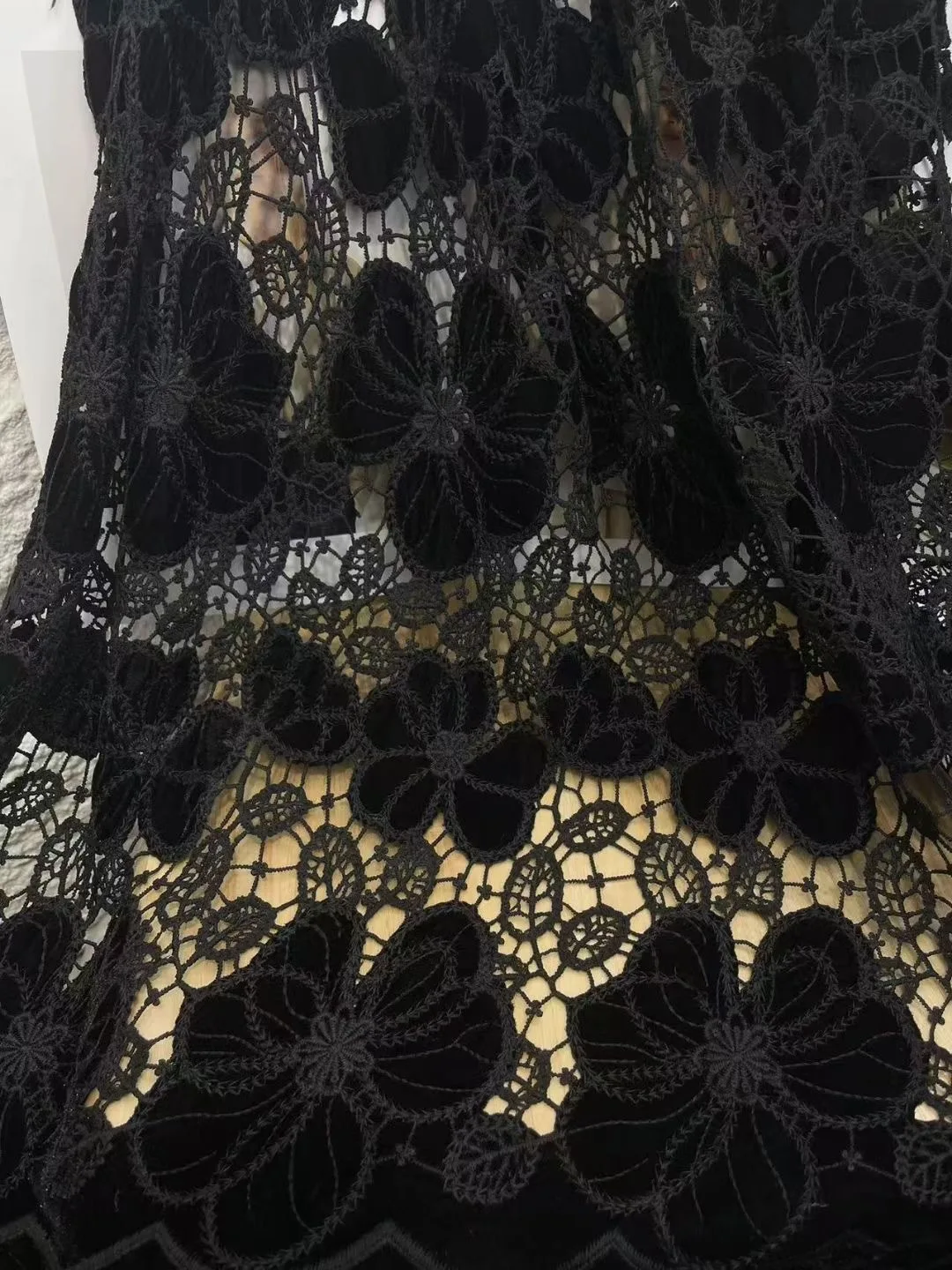 

High-end black water-soluble milk silk full-width velvet floral embroidered fabric for clothing home decor designer fabric