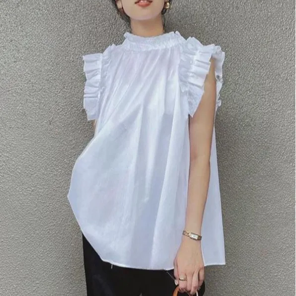 

2025 Summer New White Flutter Sleeve Short Sleeve Shirt with Unique Design Doll Shirt