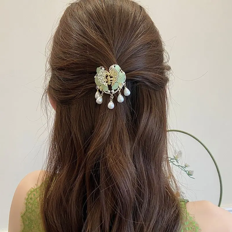 Chinese Style Auspicious Green Hair Claw 2026 New Arrival Faux Pearl Tassel Small Shark Clip For Women Half Up Hair Oriental Luc view 6