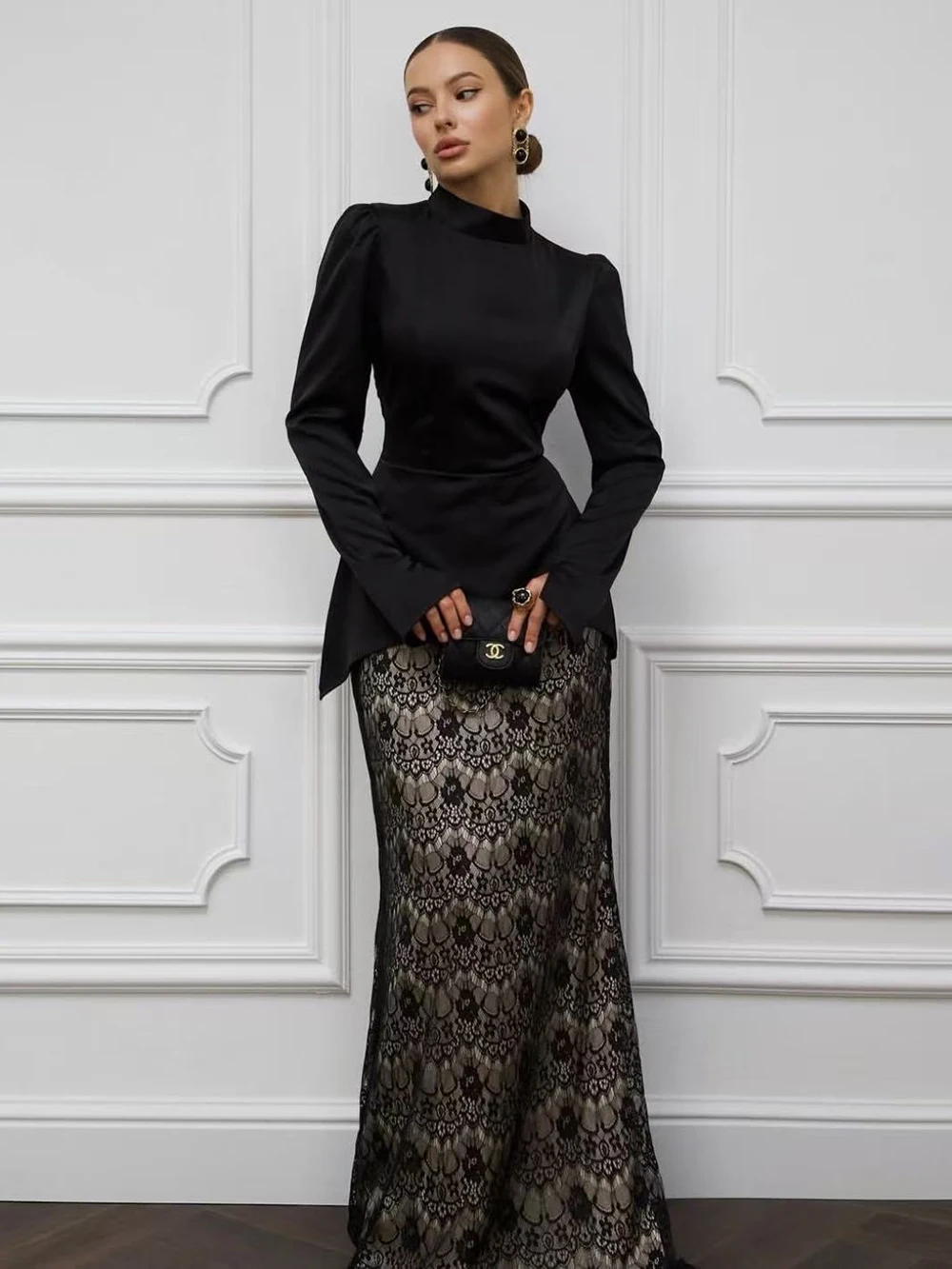 

European And American Style Elegant Slim Fit Top Set 2026 Lace Lace Lace Solid Color Hollow Fishtail Skirt Set