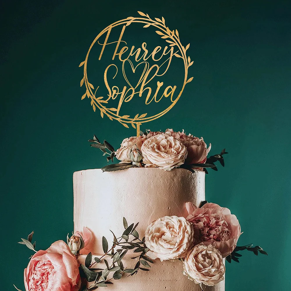 Personalisierter Hochzeitstortenaufsatz mit rustikalem Kranz, Mr. und Mrs. Tortenaufsatz, Monogramm-Topper, personalisierter Hochzeitstortenaufsatz