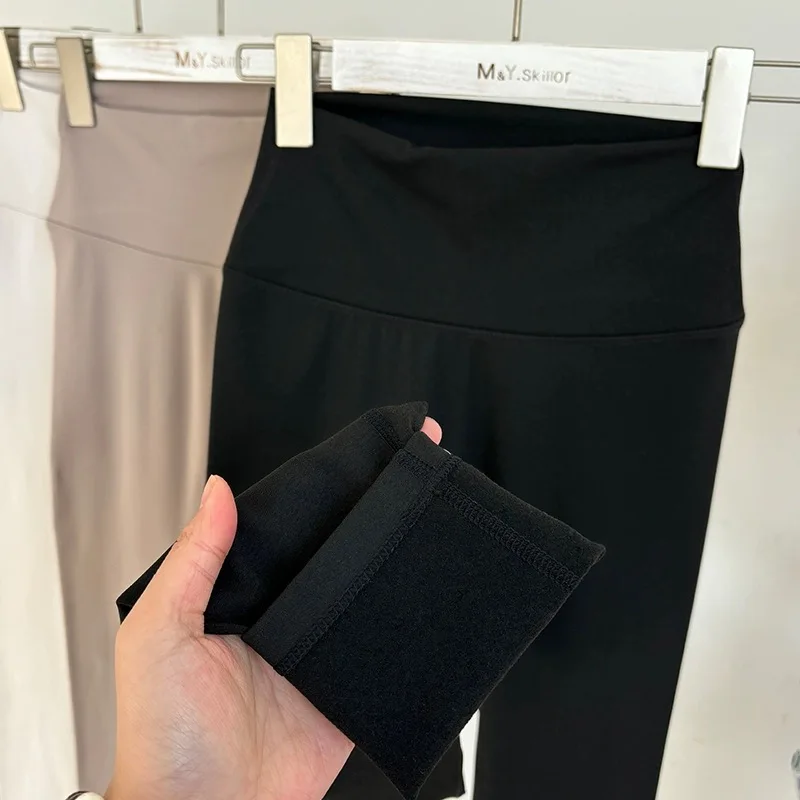 Damen-Fleece-gefütterte, verdickte Yoga-Hose ohne Wulstlinie, hochtaillierte, figurformende Pilates-Strumpfhose, Shark Pants – Detail 13