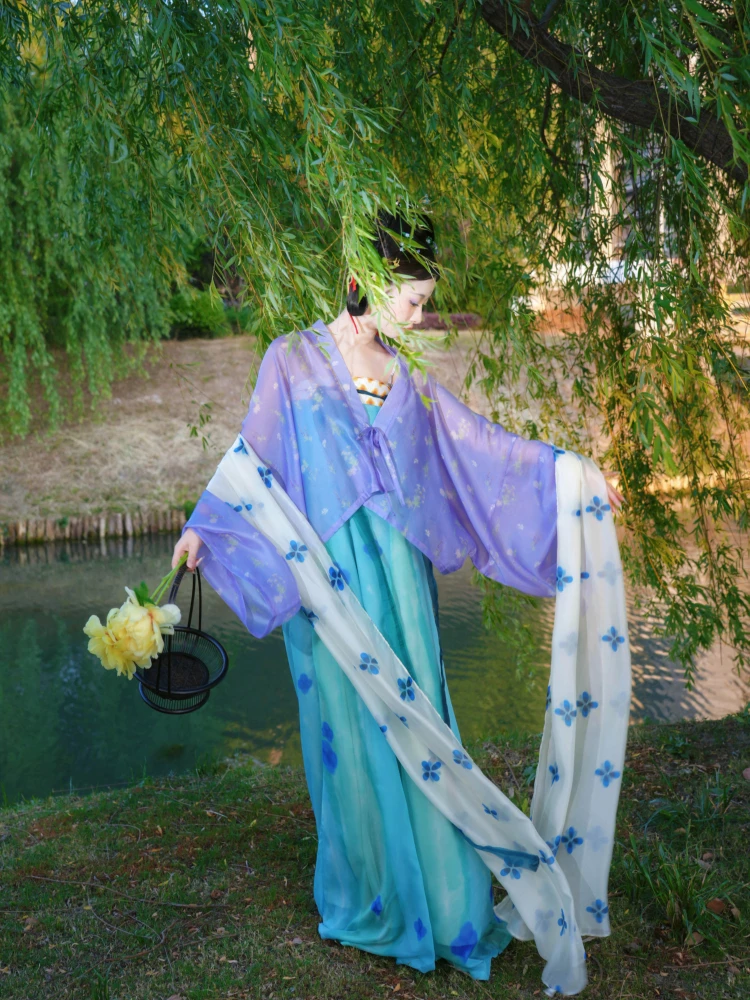 

Gold Hairpin Memory Qingming Store Anniversary Tang Sle Tee-Piece Set Beilin Temple Robe Skirt High Waist Polyester Fiber