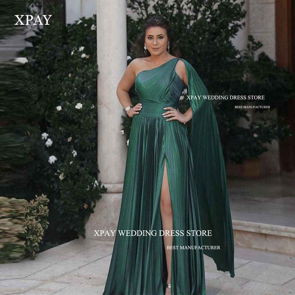 

XPAY Shiny Green Dubai Arabic Women Evening Dresses Silk One Shoulder Draped Split Long Cape Sleeve Prom Gowns Formal Party
