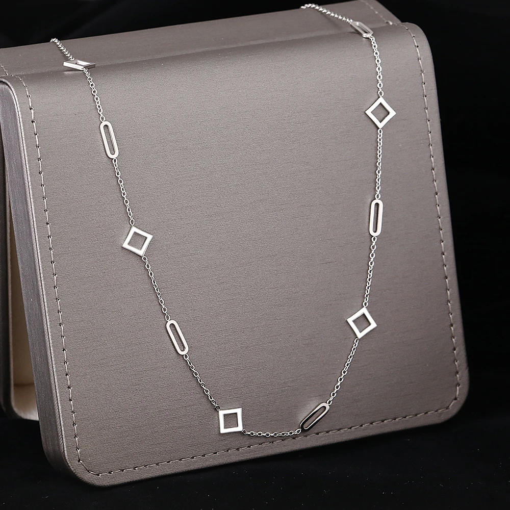 Stainless Steel Necklaces Minimalist Geometric Hollow Square Paper Clip Design Korean Fashion Necklace For Women Jewelry Gifts