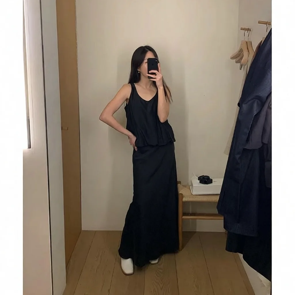 

Loose Silk Korean Style Women's Summer Outfit U-Neck Tank Top And Straight Leg Pants Two-Piece Set Fashionable Casual Wear