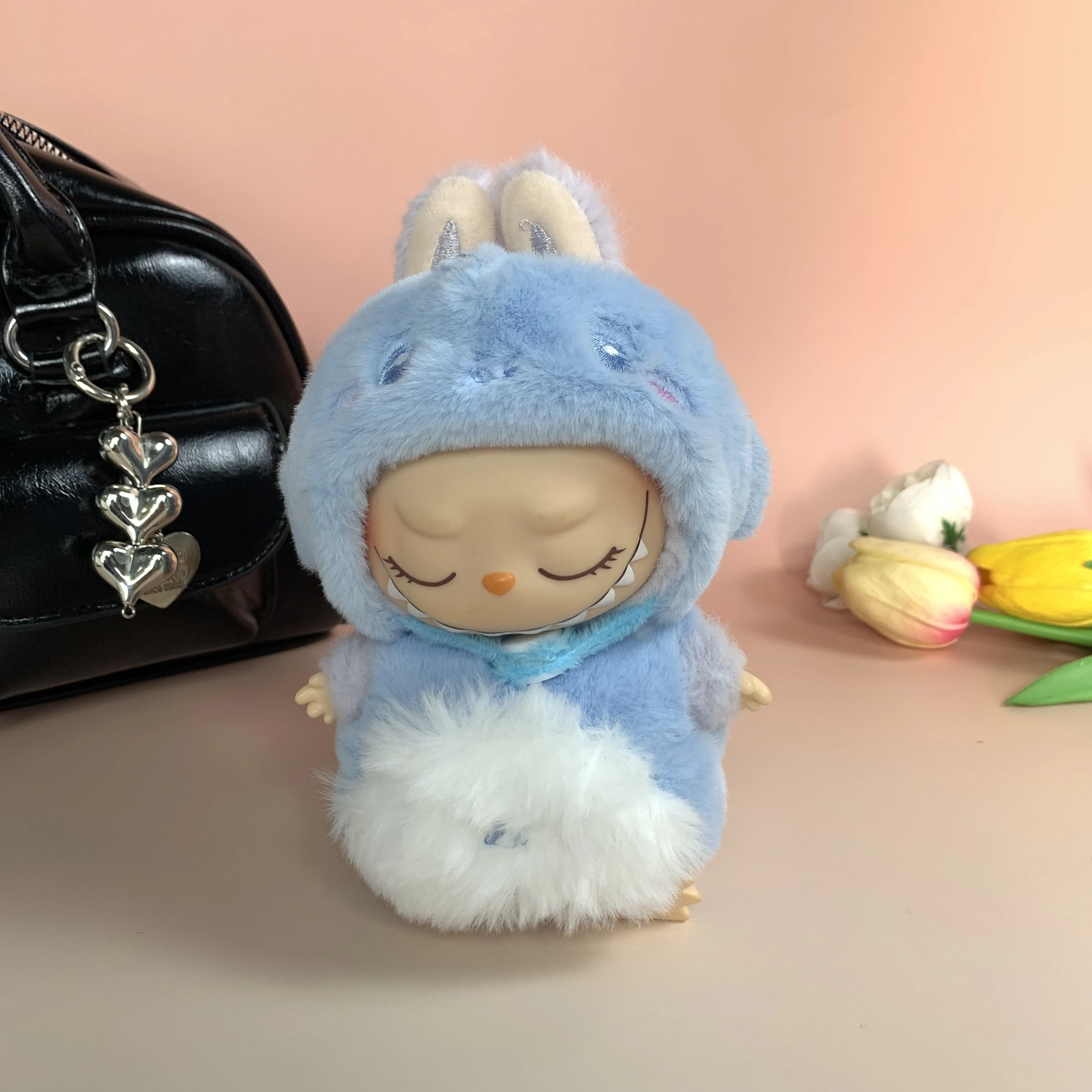 دمية صغيرة الملابس الزي اكسسوارات ل 15-17 سنتيمتر Labubu أيدول V1 V2 كبيرة الأذن الأبيض الوردي أرنب وزرة الملابس هدية