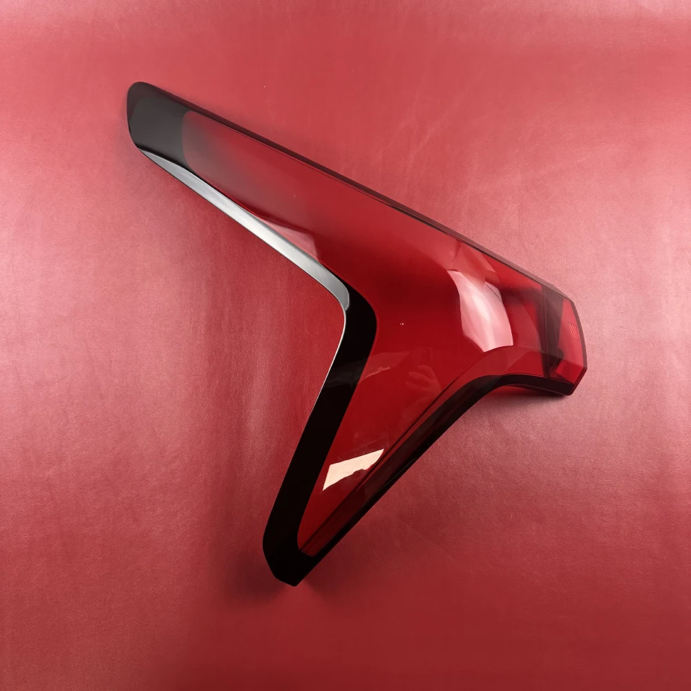 Image 3: Couvercle d'objectif de feu arrière de voiture, abat-jour Transparent, coque de feu arrière pour Chevrolet Blazer EV (Version vers l'étranger) 2024 2025 (rouge)