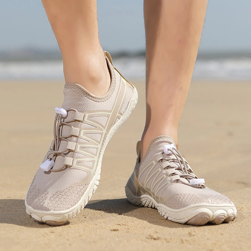 Buty do wody Lekkie buty do wody Szybkoschnące buty plażowe boso Antypoślizgowe trampki do biegania Oddychające na plażę na świeżym powietrzu