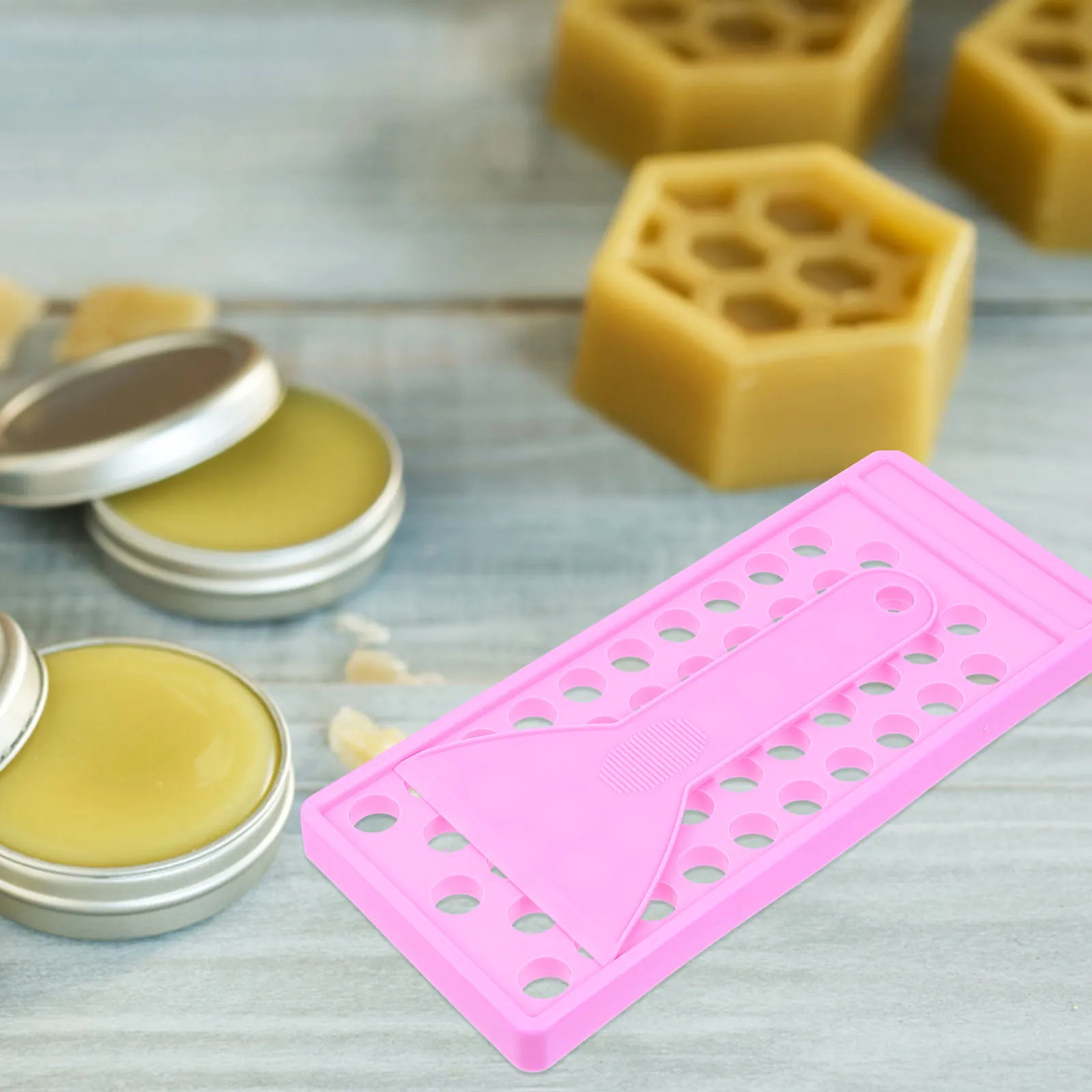 2Sets Lip Balm Filling Containers with Easy Clean Spatula Ideal for DIY Lip Gloss Lipstick Homemade Balms Crafting Kit