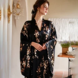 Luxury Bronzing Flower Kimono Bride Wedding Morning Gown Lady Elegant Satin Team Bridesmaid Big Sleeve Bathrobe Robe Suit