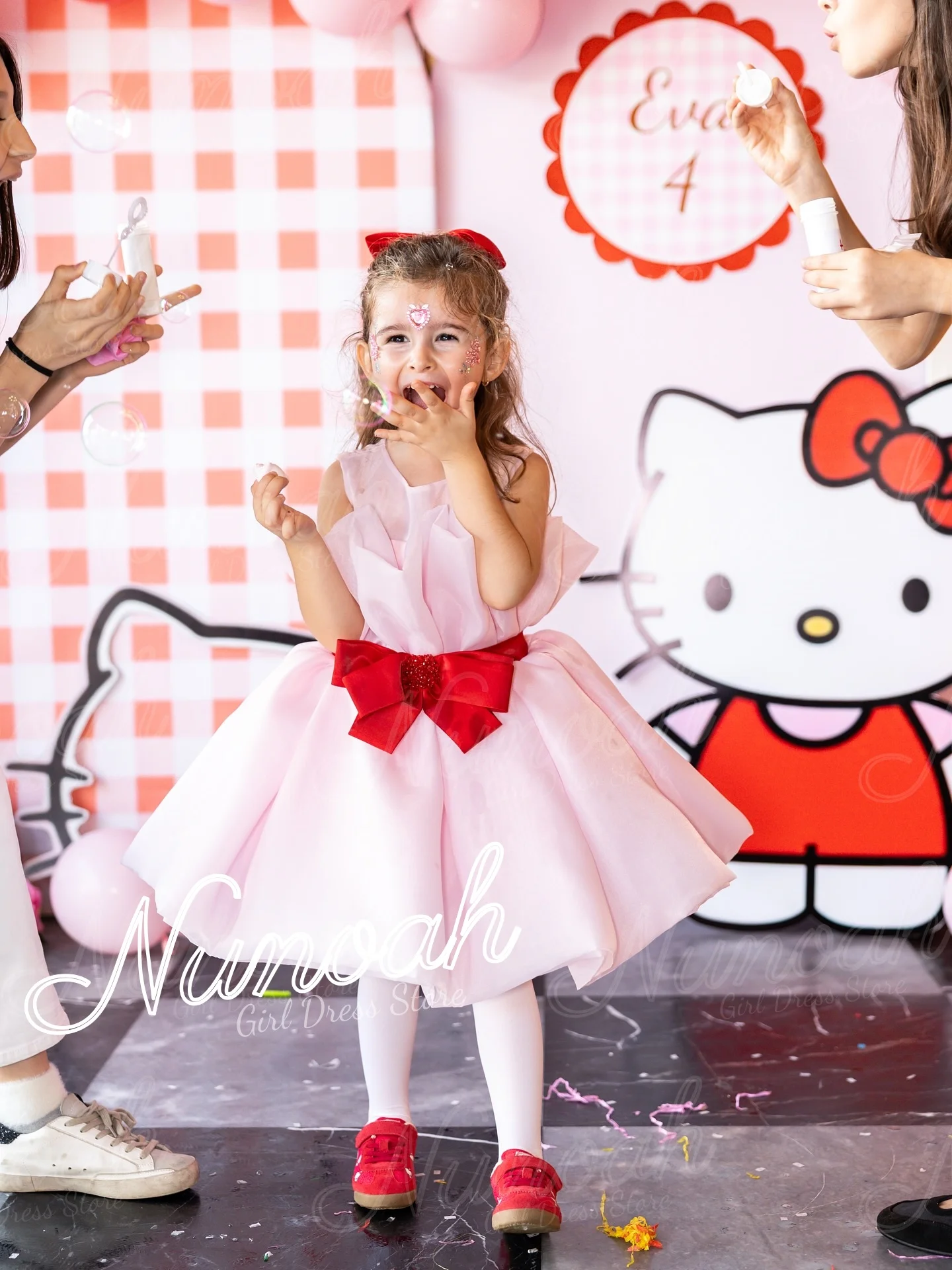 Pink Flower Girl Dress For Wedding Sleeveless Girl Birthday Party Gowns with Bow Knee Length First Communion Gowns Customized
