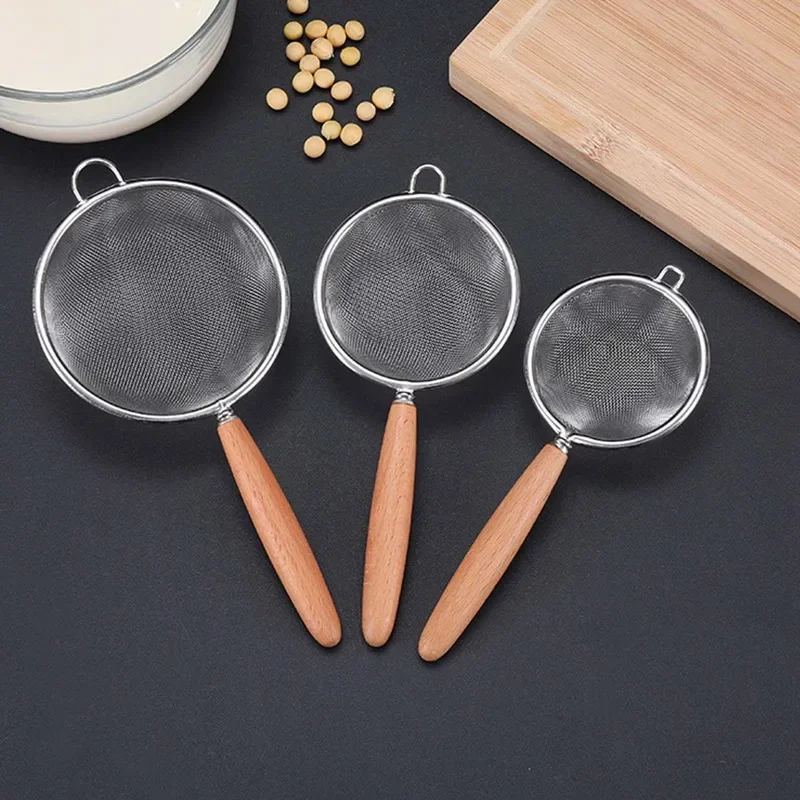 

Double Mesh Extra Fine Stainless Steel Strainers Kitchen Round Small Filter Mesh Spoon Colander with Wooden Handle 7cm 8cm 10cm