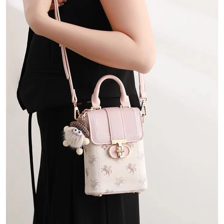 

2025 Summer Mini Phone Crossbody Bag for Ladies, Small Chic Shoulder Purse, Luxury Cell Phone Bag for Daily Essentials