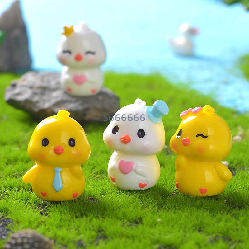 

Mini Cute Cartoon Tie Chick Landscape Ornament Dollhouse Miniature Decoration Resin Desktop Decoration Accessories