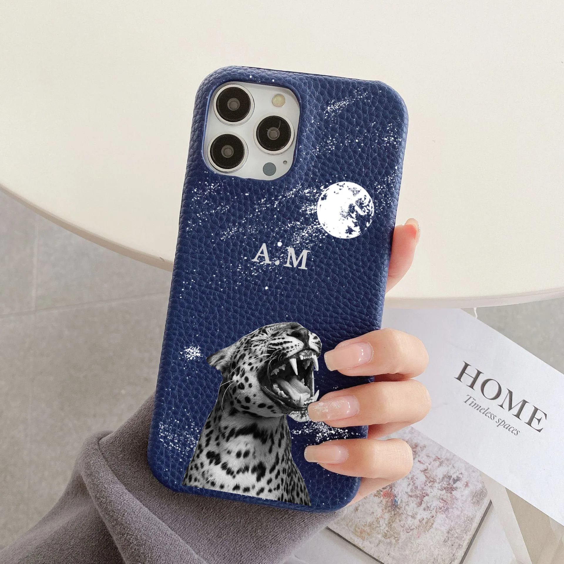 Custodia in pelle personalizzata con nome personalizzato per iPhone 16 pro max 16pro 15 14 13 12 11 Pro Max iniziali con lettere incise Cover