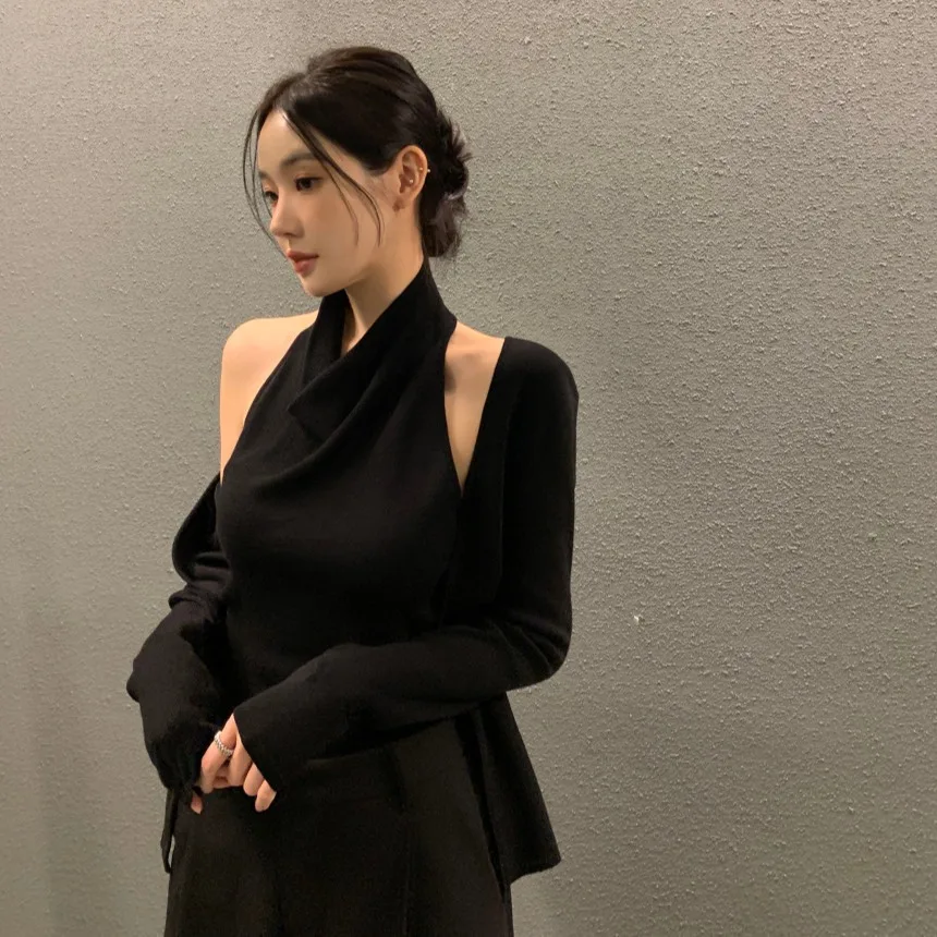 Autumn New Design Spliced Knitted Sweater Fake Two-Piece Casual Style Long Sleeve Women's Fashion Top Chinese Production