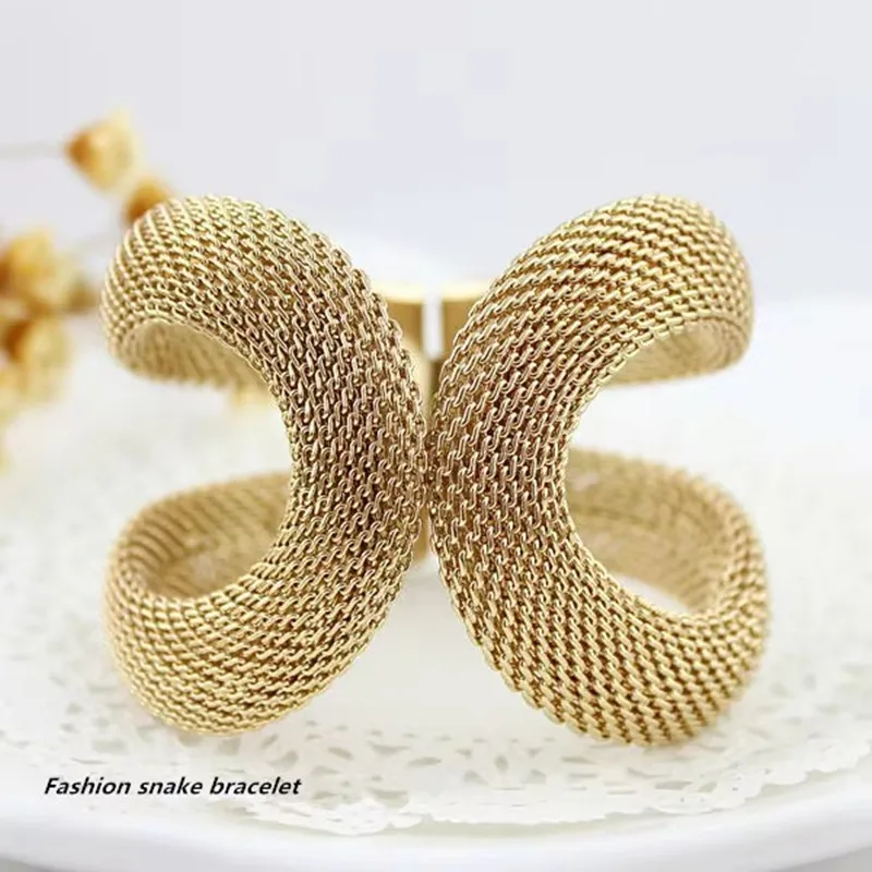 fashion popular Gift Jewelry Elegent Twisted Golden Alloy Wide Spring large Cuff Bracelet Bangles Costume royal crown