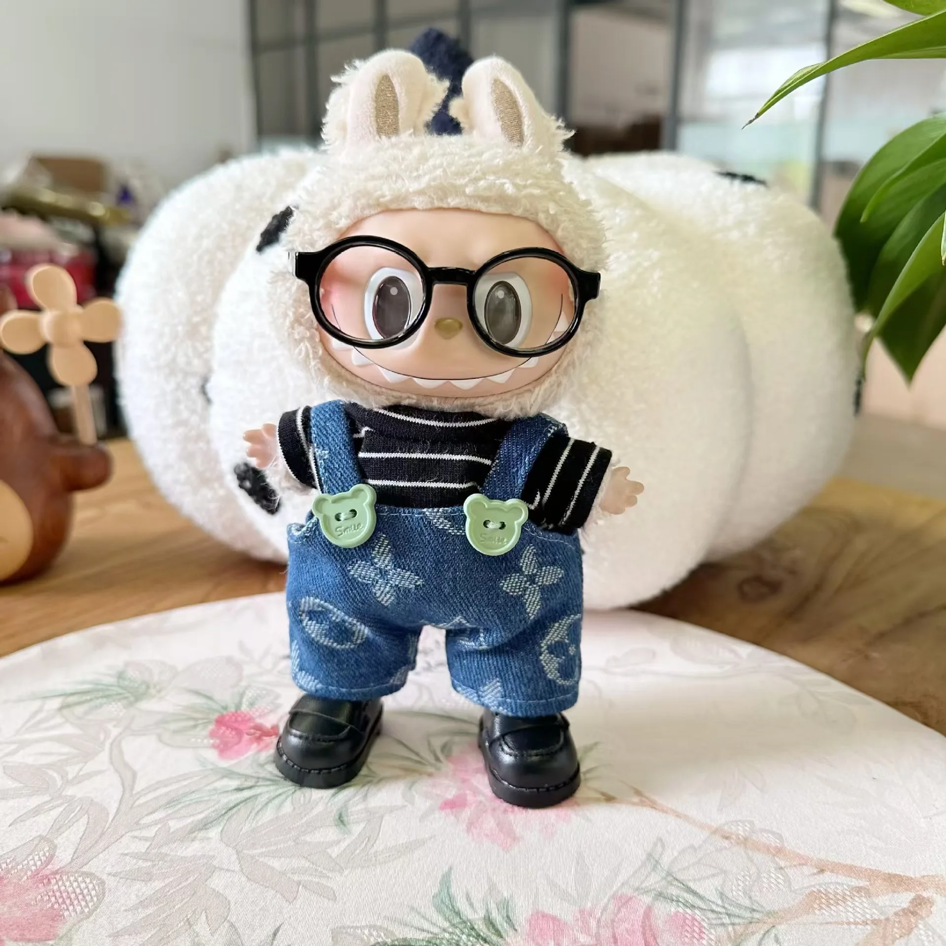 17cm Labubu I II Fashion Outfit Idol Dolls Sitting Party Cute Plush Doll\'S Clothes Bib Pants Accessories For Korea Kpop Exo