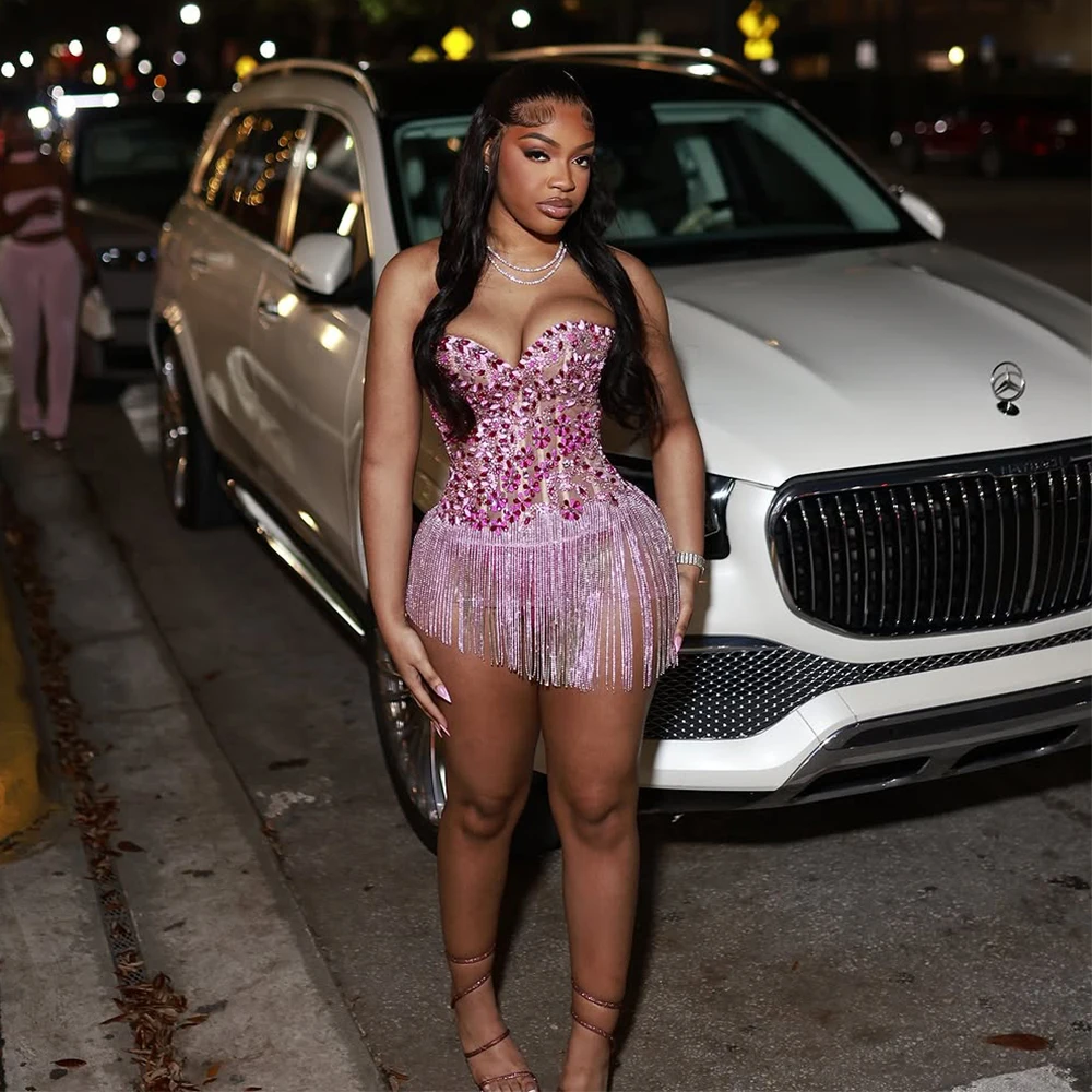 

Pink Rhinestone Short Cocktail Dresses Sweetheart Corset Bodycon Tassel See Through Night Club Birthday Party Dress Customized
