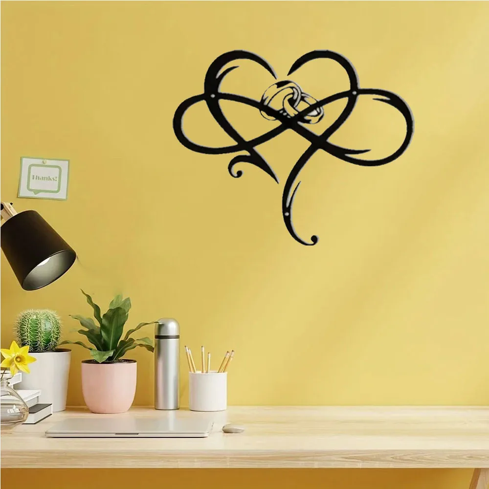 

Black Love Ring Metal Wall Sculpture – Elegant Decor for Romantic Bedrooms, Cafes & Wedding Events