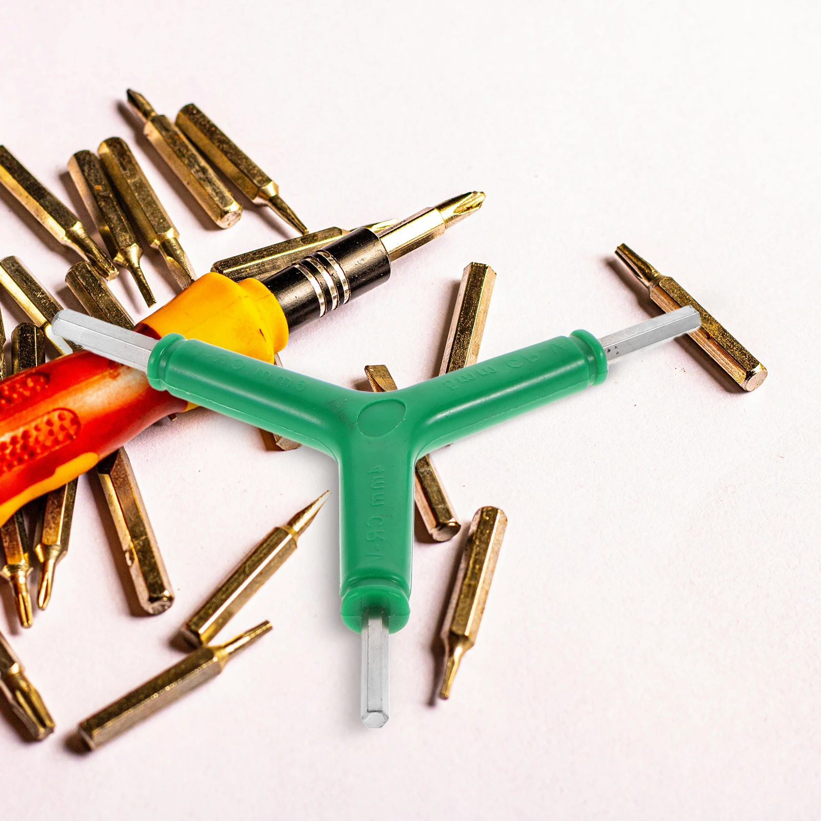 

4Pcs Bicycle Mechanic Wrench Multifunctional 3 Way Hexagon Spanner High Visibility Portable Tool Y Shape Bike Wrench