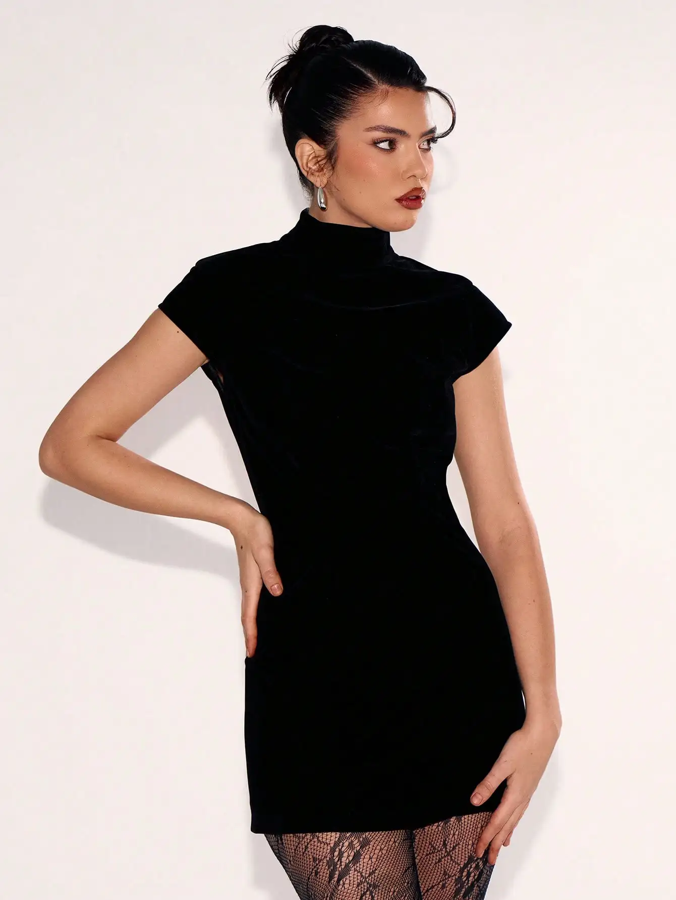 

Black Velvet Stand Collar Cap Sleeve Mini Dress with Open Back
