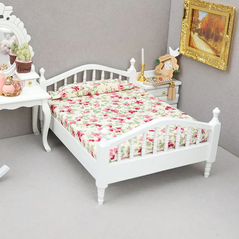 

1:12 Dollhouse Parts Mini Furniture Model Creative DIY Scene Decor Room Small Fresh Style Bed Floral Bedding Play House Toy