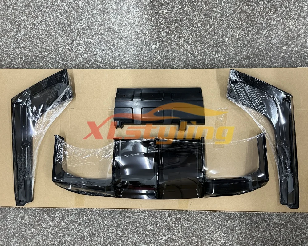 XLstyling Auto Parts Rear Diffuser for bmw F30 Conversion F80 M3 Rear Bumper