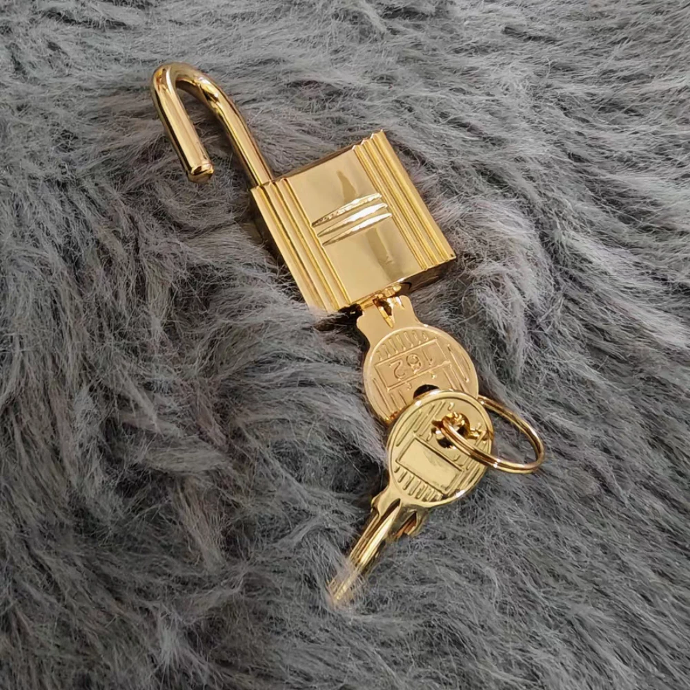Luxury Design Goods Hardware Accessories High Quality Pure Copper Lock for Basket Bag Fashionable Hermès Style Hanging