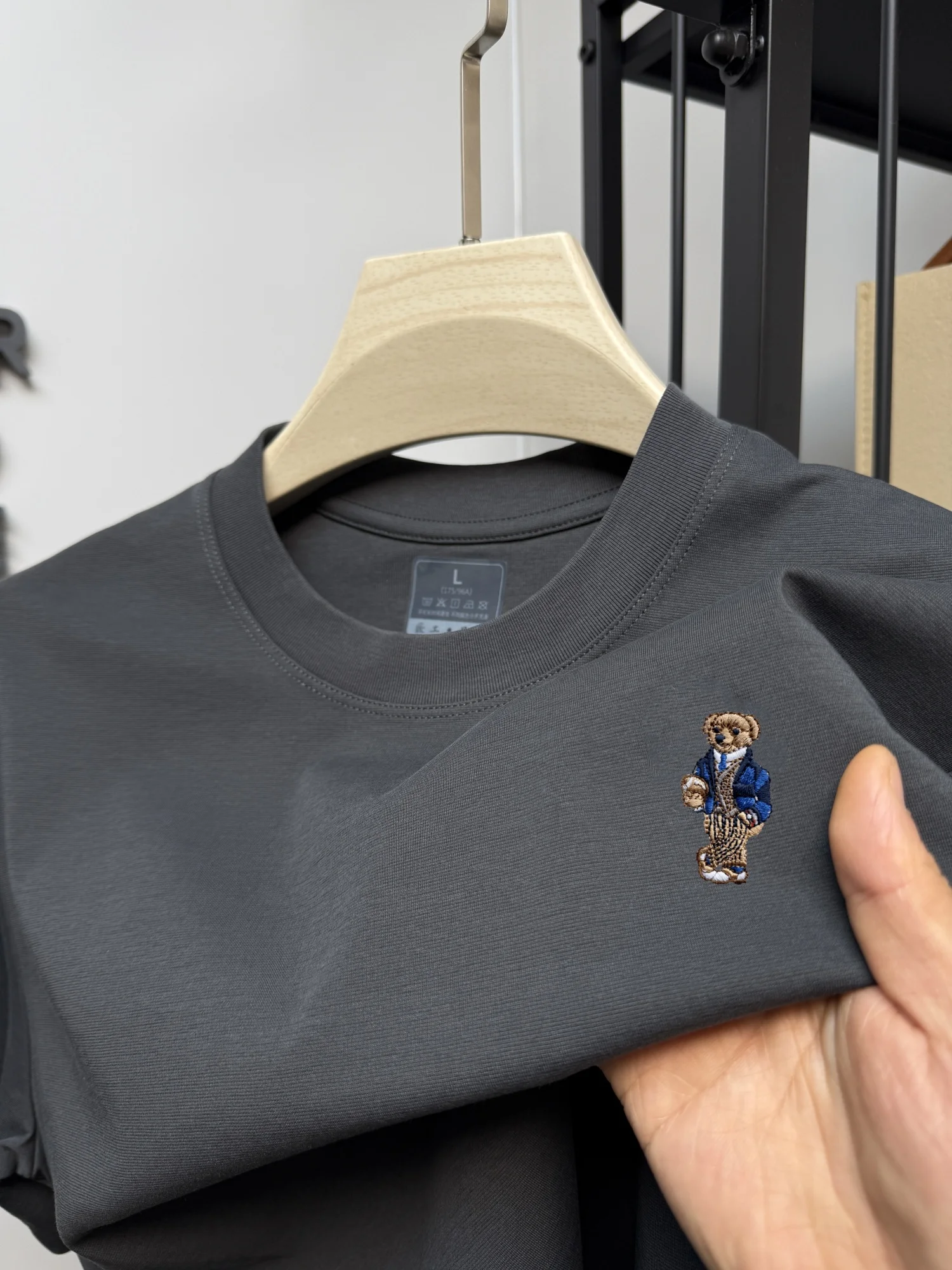 New high-end brand men's short sleeved round neck T-shirt summer fashion boutique teddy bear embroidery cotton Korean casual top image 3