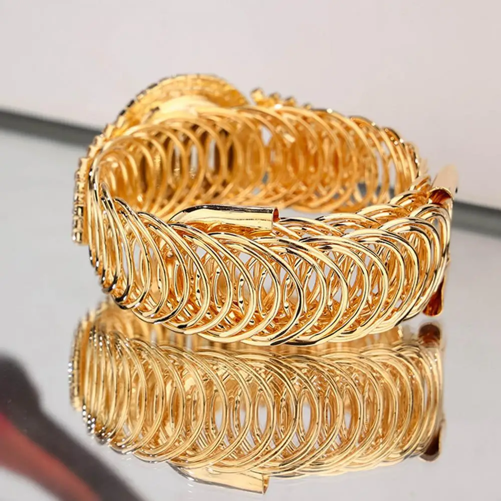 

Блестящие часы со стразами Элегантные женские кварцевые часы со стразами и ремешком из сплава для ношения вечеринок Офисные стильные аналоговые часы для женщин