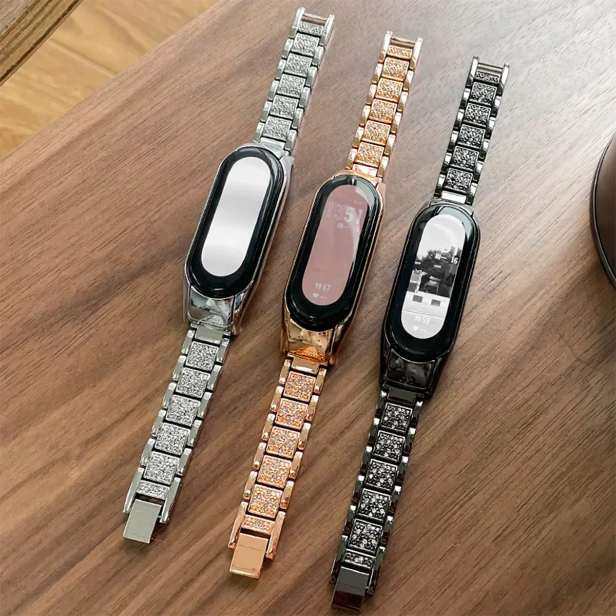 Cinturino in metallo per Xiaomi Mi Band 8 7 6 5 4 3 cinturino cinturino di ricambio per cinturino in acciaio inossidabile con diamante pieno di lusso Glitter