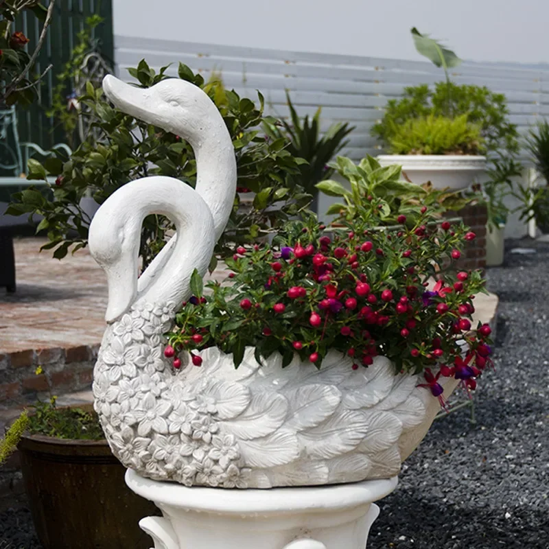 Swan Shaped Garden Planter Roman Column Animal Statue for Outdoor Decor Elegant Villa Entrance Ornament Lawn Art for Landscaping