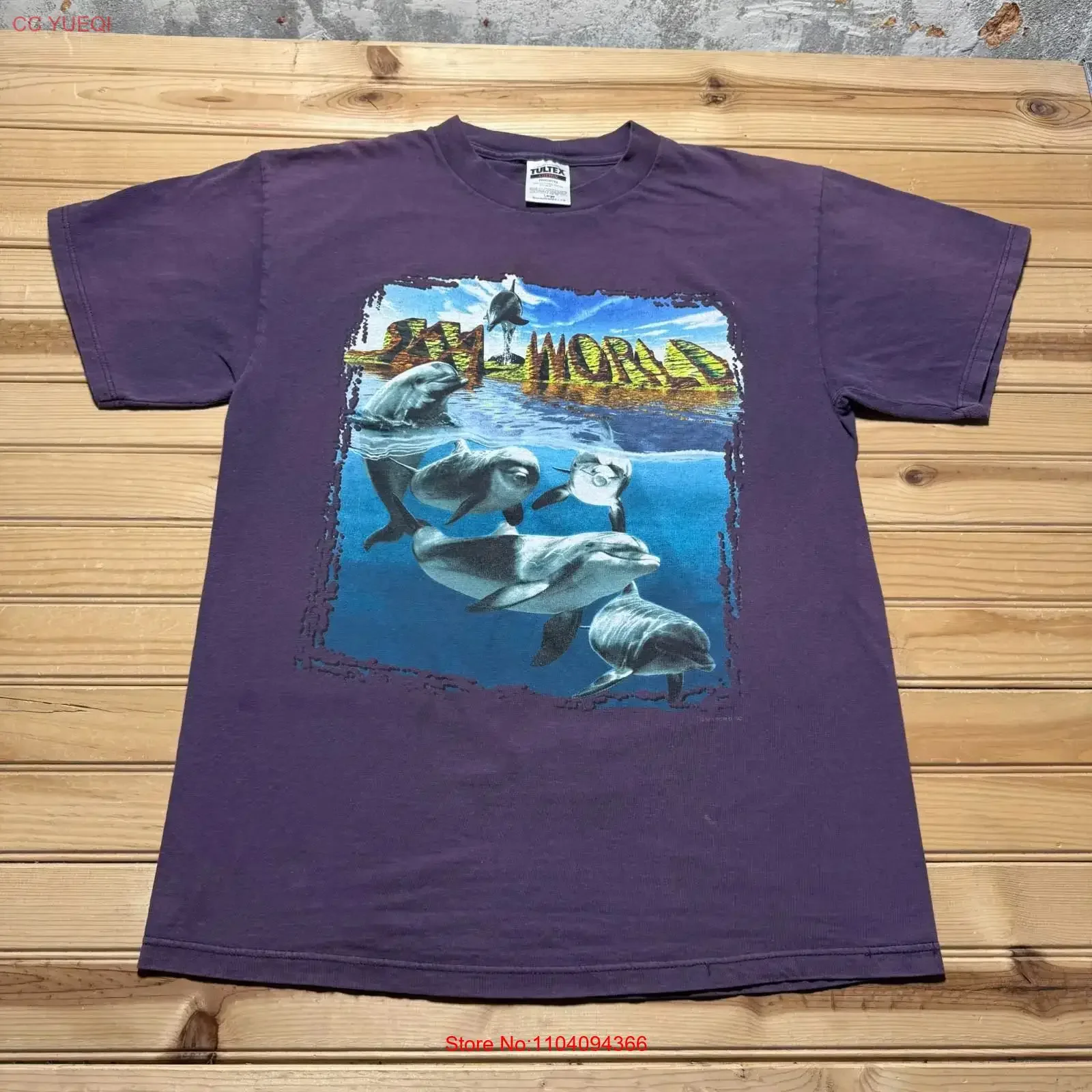 Vintage 90s Sea World Dolphins Ocean Souvenir T Shirt Men's Size Large vintage Washed Breathable homme Stretched Slightly