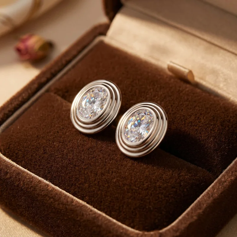 S925 Silver Plated with 18K Gold, Lab-Grown Diamond-Cut Oval Moissanite Threaded Earrings  Wholesale & Customization