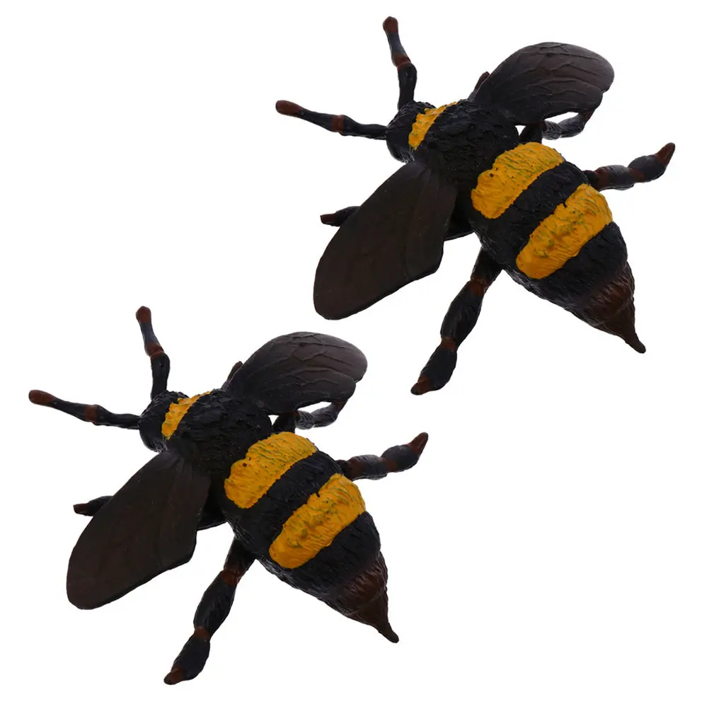 

2Pcs Realistic Bee Shape Decorations Unique Crafted Play Props for Kids Desktop Party Cognitive Enlightenment Learning