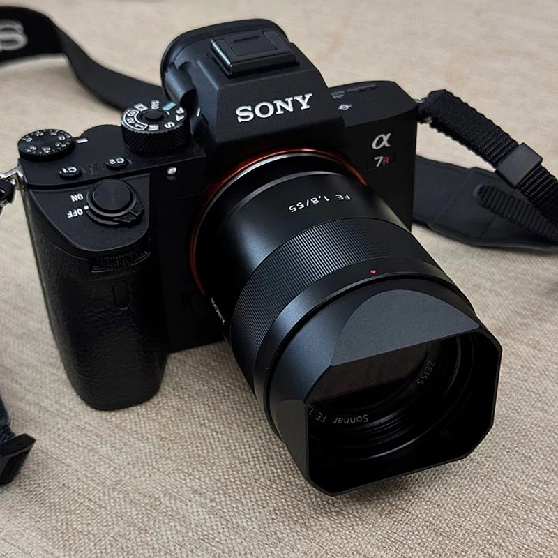 Bayonet Metal Square Len Hood  for Sony Carl Zeiss Sonnar FE1.8/55 FE 55mm F1.8 ZA /E 24mm F1.8 ZA / Sony Cyber-shot RX1R Series