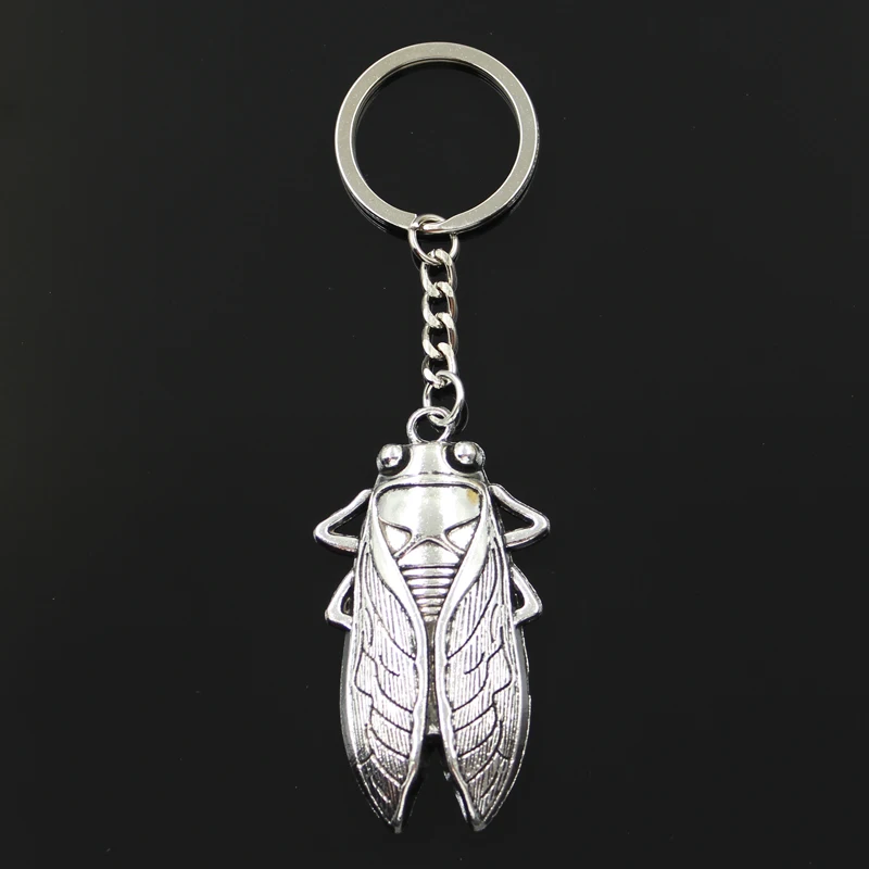 Keychain 62x33mm Summer Cicada Pendants DIY Men Jewelry Car Key Chain Ring Holder Souvenir For Gift