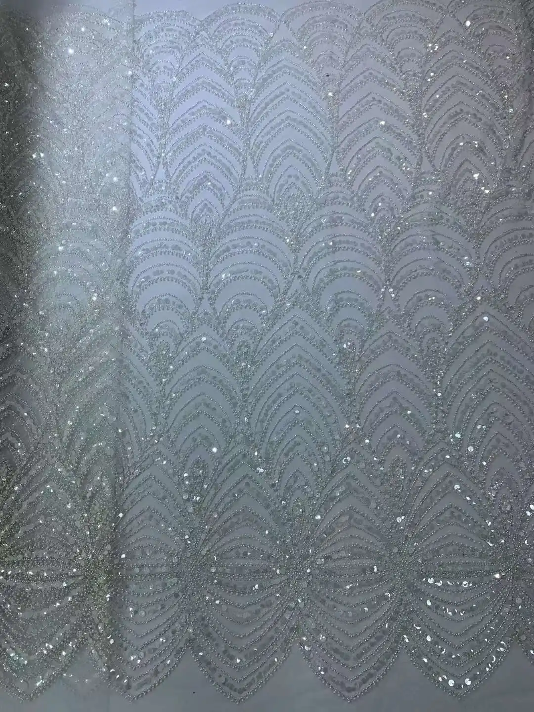 New ArrivalHeavy French Nigerian Shinny Sequins Beads Lace Fabric 42-7102 Embroidered Tulle for Wedding Lady Show or Party Dress