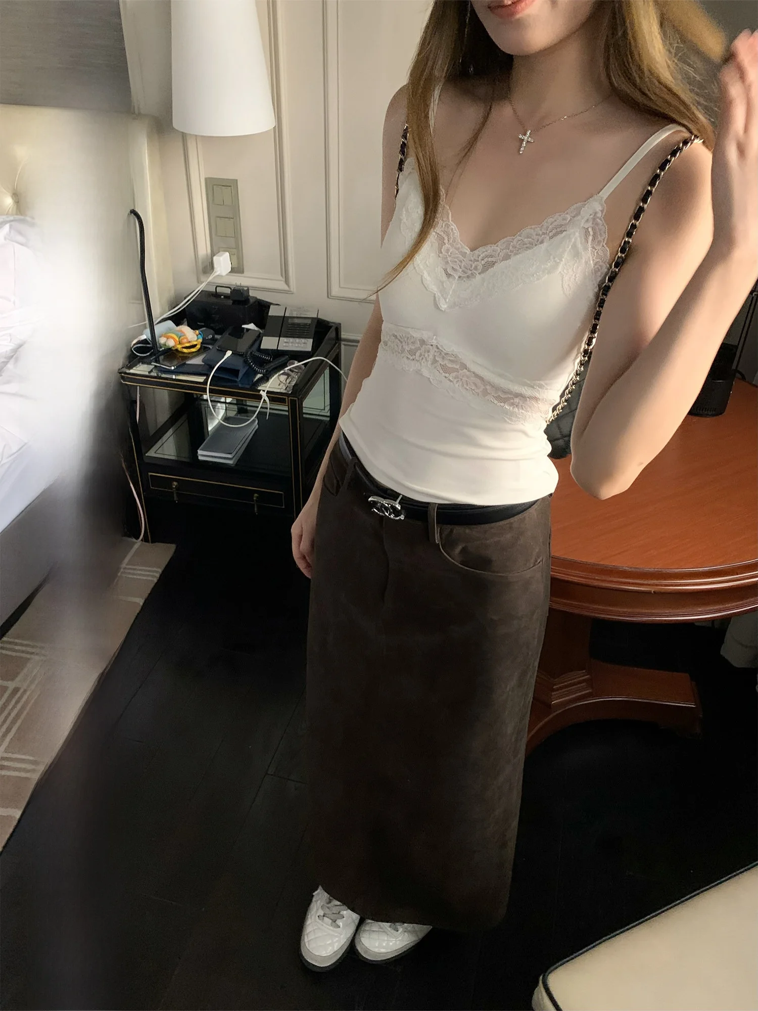 

Hhi Perly Moonlight женский кружевной жилет с открытыми ремнями, дизайн внутренней одежды Sensation, белый топ на осень-зиму