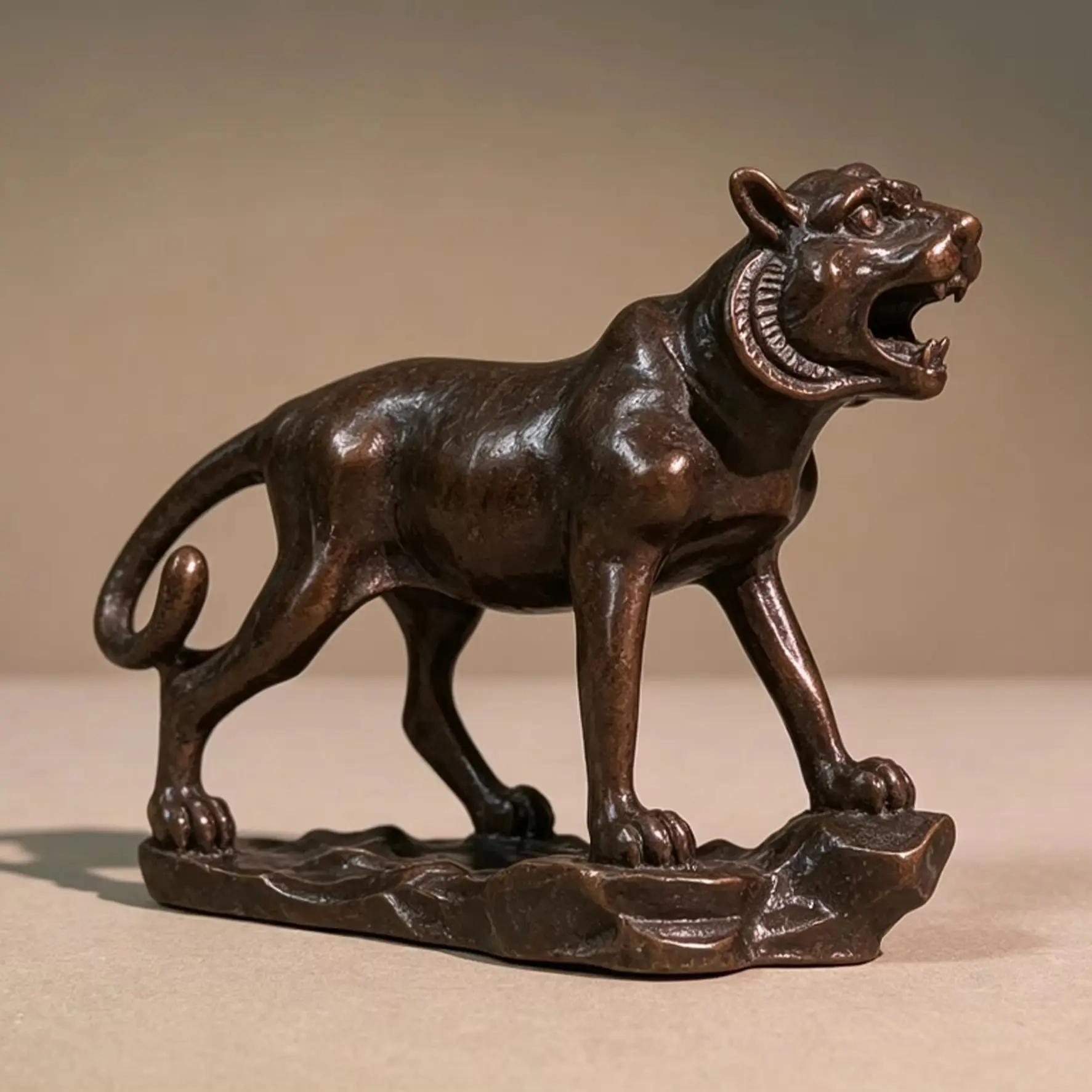 Vintage Pure Copper Chinese Zodiac Tiger Ornament, Desk Decor, Ideal Gift & Collectible Curio