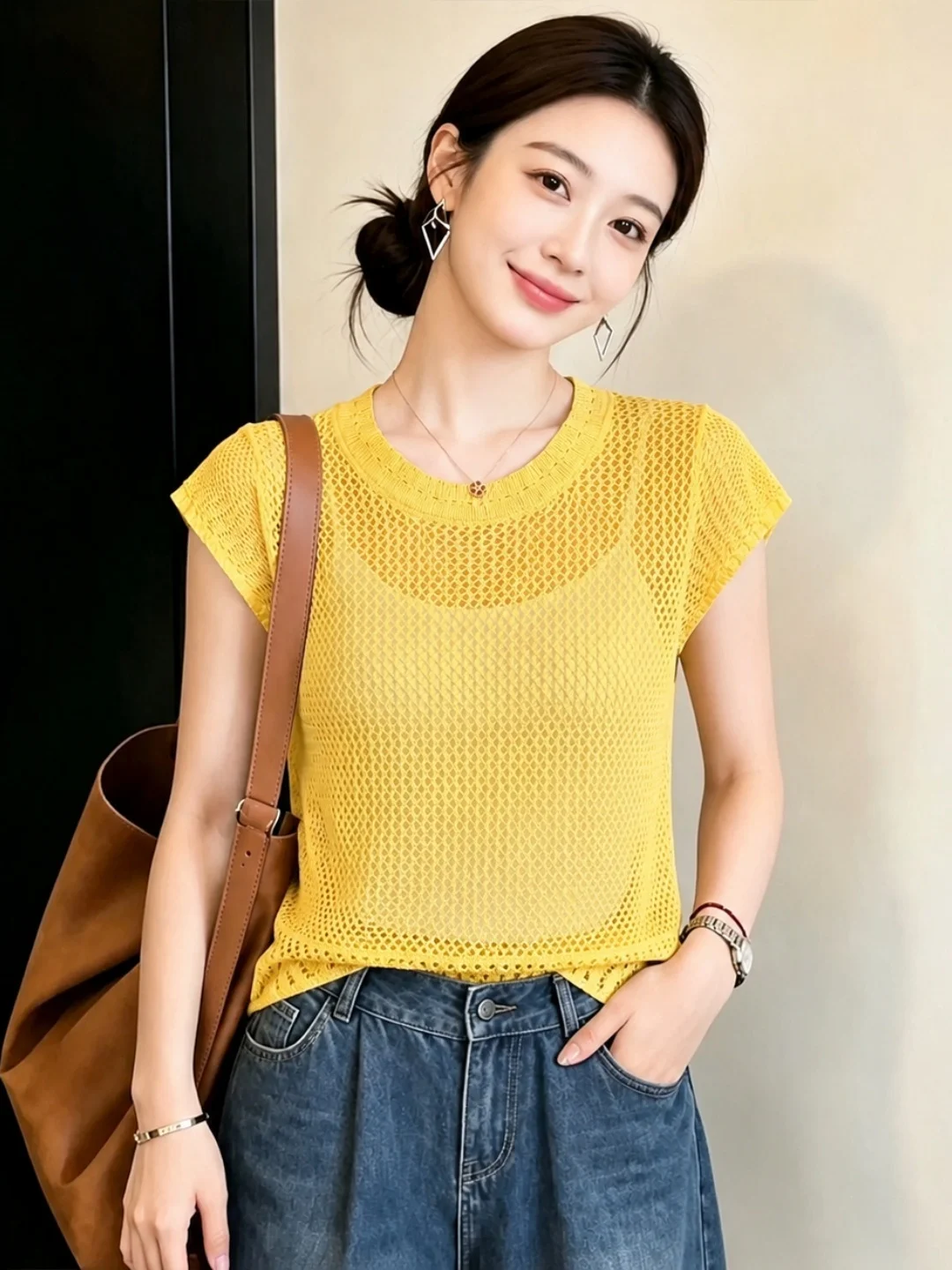

Elegant Hollow out Lightweight Soft Short Sleeve Sun Protection Knitted Top And Beautiful Age Reducing Versatile Summer...